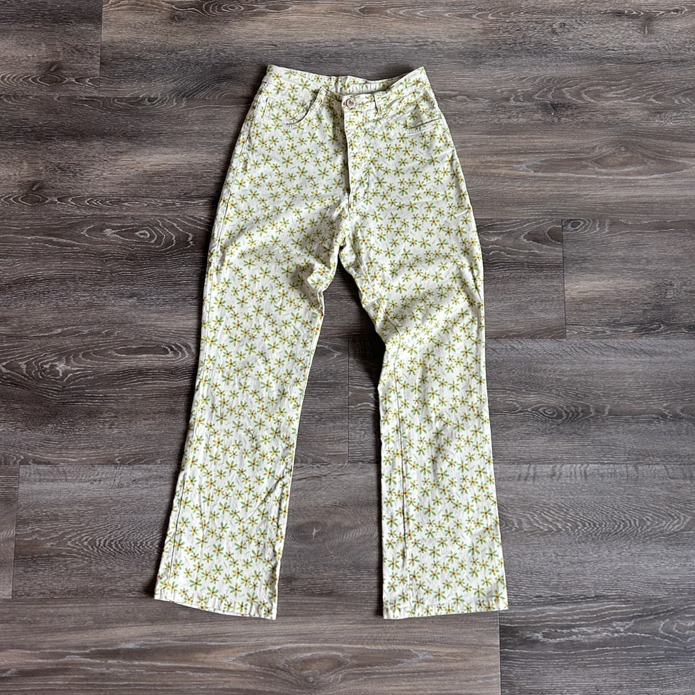 Floral Patterned Cream Pants